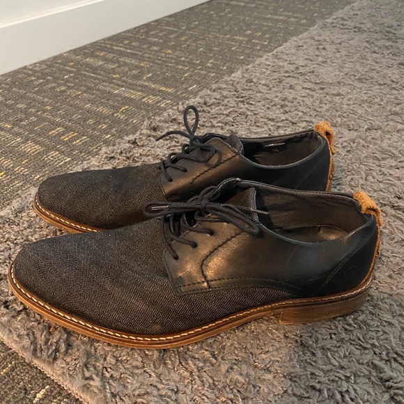 Bull boxer boots and shoes. Also Steve Madden - Picture 7 of 8